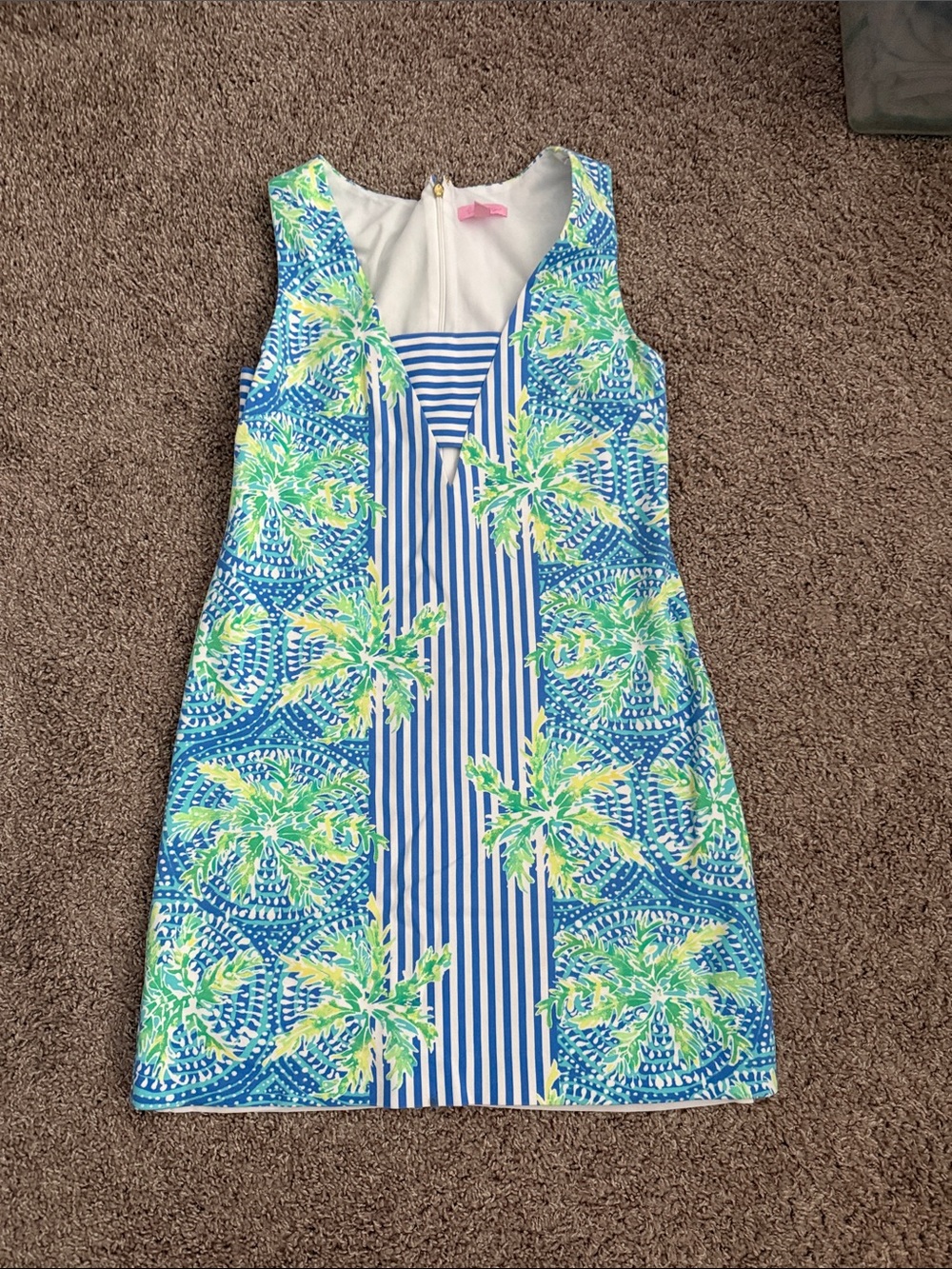 Lilly Pulitzer Chiara shift dress in the "Bennet Blue Tropic Like Its Hot"